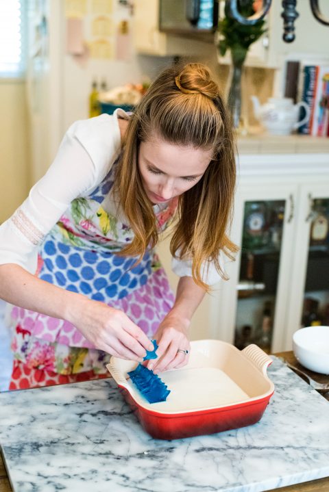 Miss USA 2011 Alyssa Campanella of The A List blog bakes Food Network's flag cake for Flag Cake Conquest