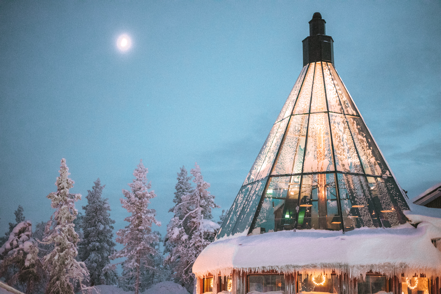 Alyssa Campanella of The A List blog visits the romantic glass igloo at Levin Iglut in Levi, Finland