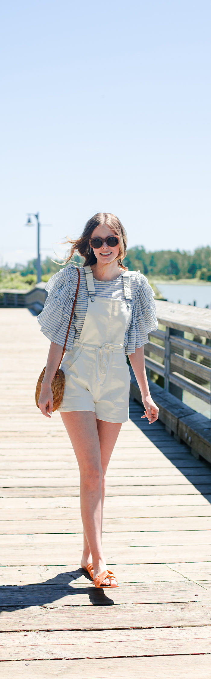 Alyssa Campanella The A List blog wearing summer overalls and Who What Wear