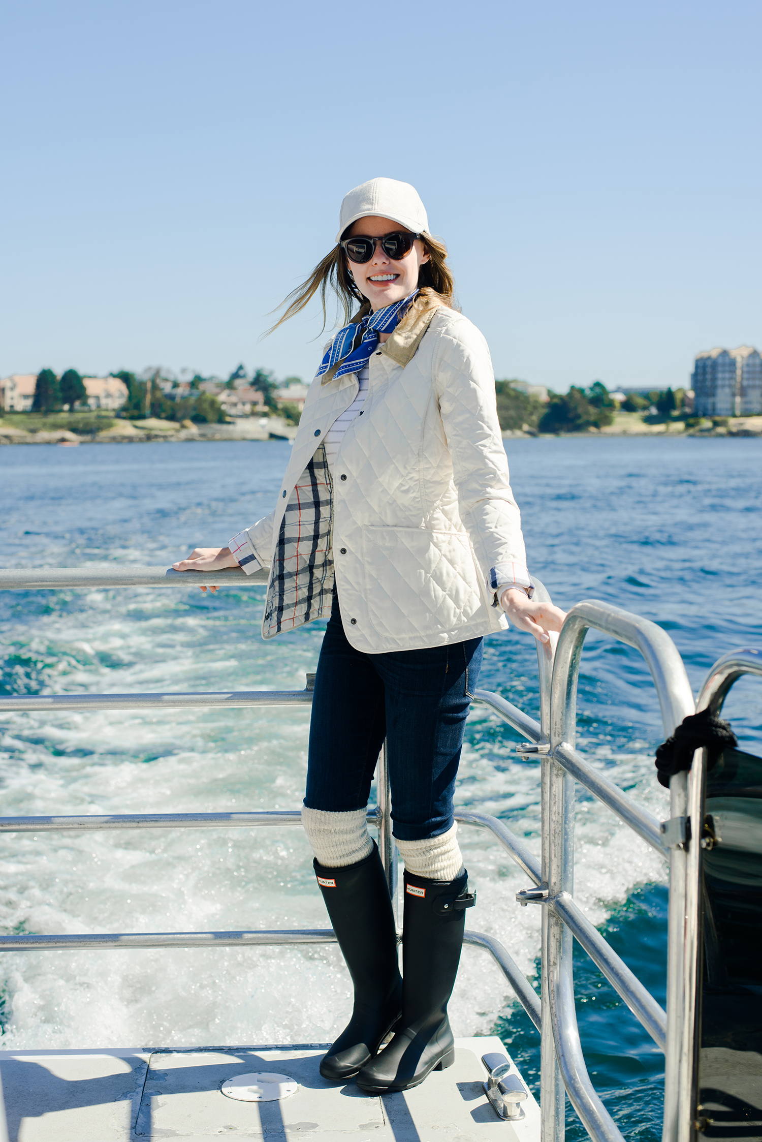 Alyssa Campanella The A List blog wearing Barbour Annandale Jacket and Hunter Tour boots while exploring Victoria