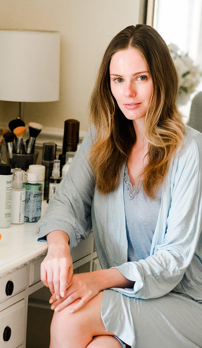Alyssa Campanella of The A List blog shares her 3 products to combat acne