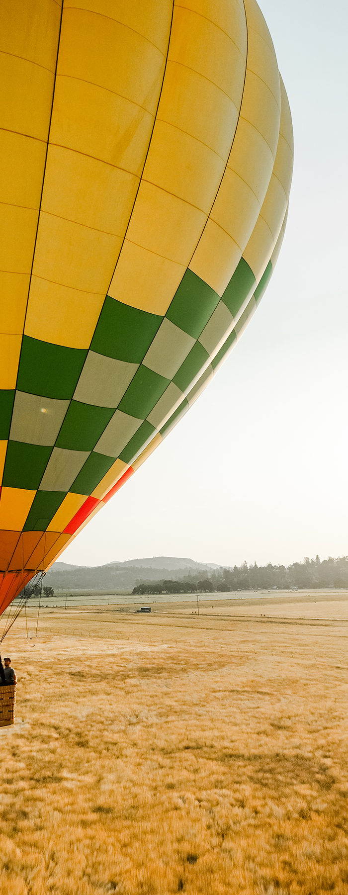 Torrance Coombs and Alyssa Campanella of The A List blog visits Calistoga Balloons with Visit Napa Valley