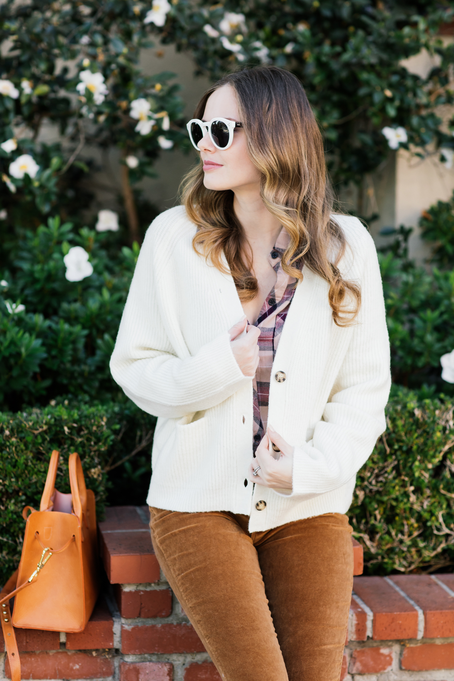 Alyssa Campanella of The A List blog wears Frame velvet jeans and Leith cardigan for the perfect fall outfit