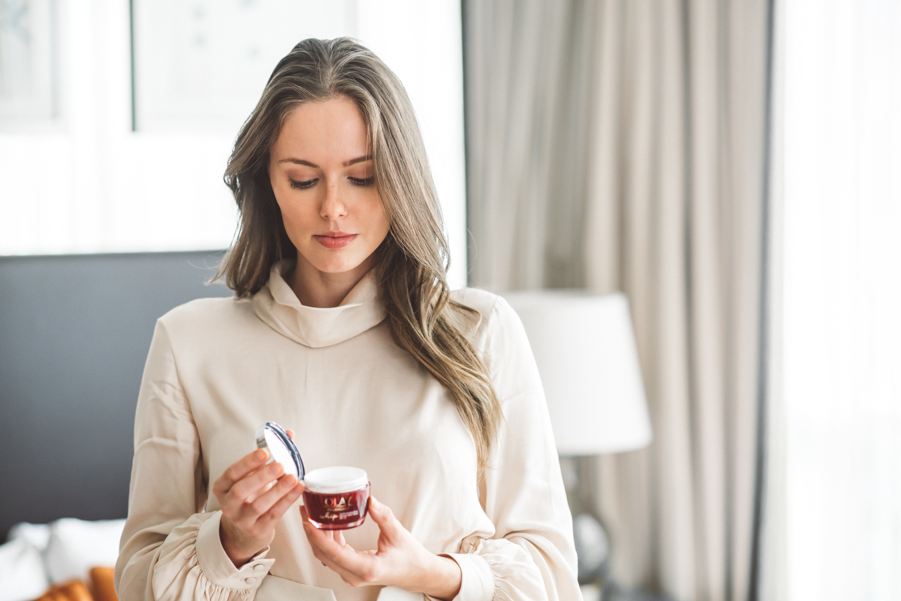 Alyssa Campanella of The A List blog uses Olay Regenerist Whip with SPF 25 in Vancouver, Canada