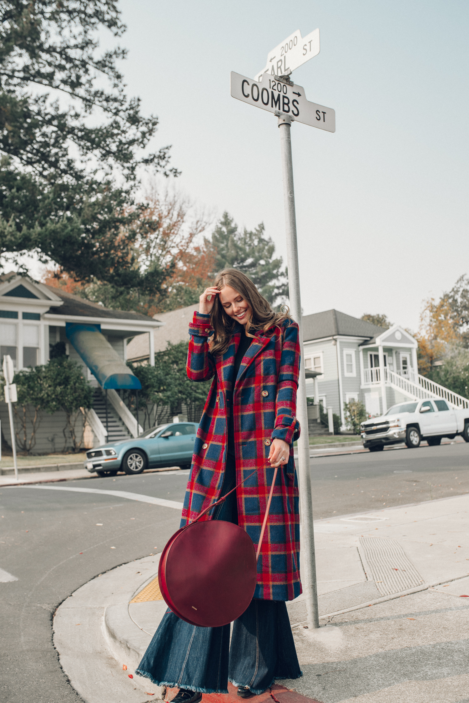 Alyssa Campanella of The A List blog visits Napa for Cabernet season 2018 wearing House of Harlow 1960 Howard coat from Revolve