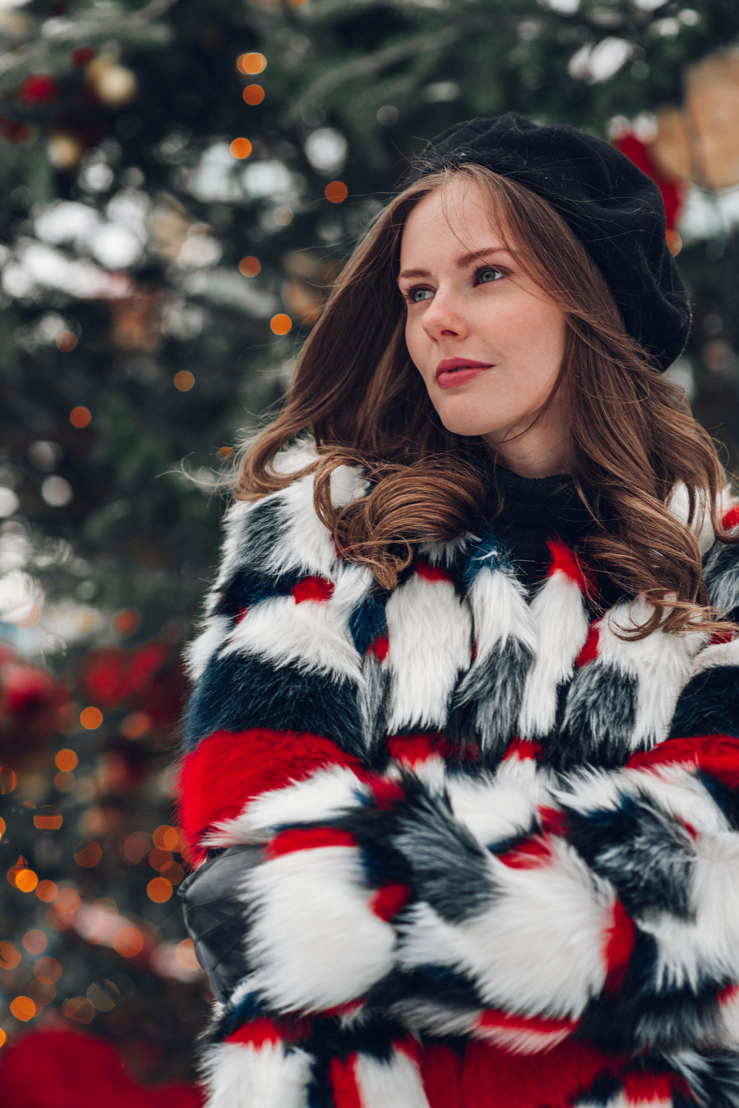 Alyssa Campanella of The A List blog visits Tremblant in Québec wearing Urbancode London Foudica faux fur coat