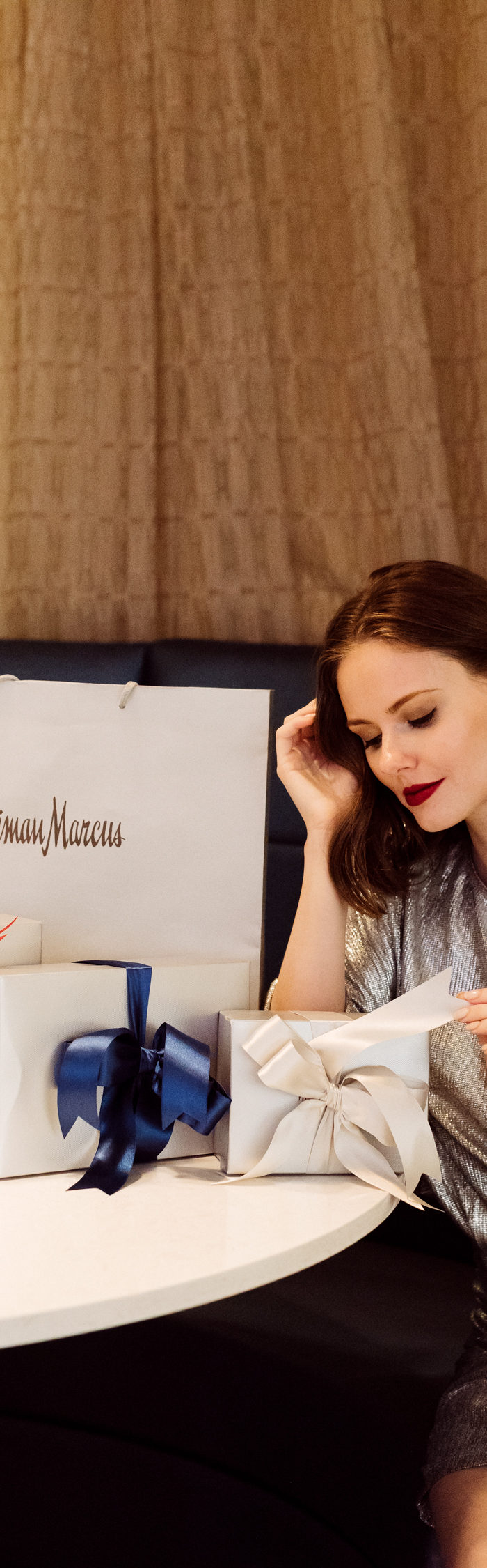Former Miss USA 2011 Alyssa Campanella of The A List blog shares holiday prep and why she loves being an InCircle member with Neiman Marcus wearing IRO Paris