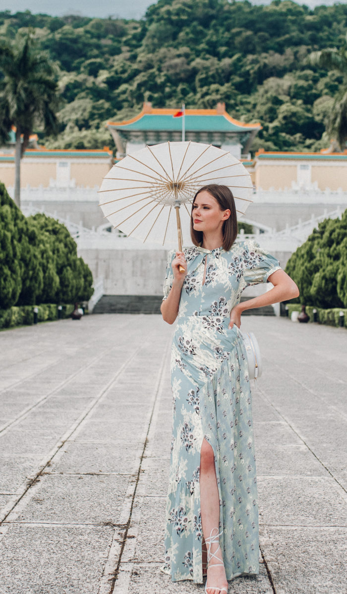 Alyssa Campanella of The A List blog visits Taipei for 24 hours wearing Self Portrait