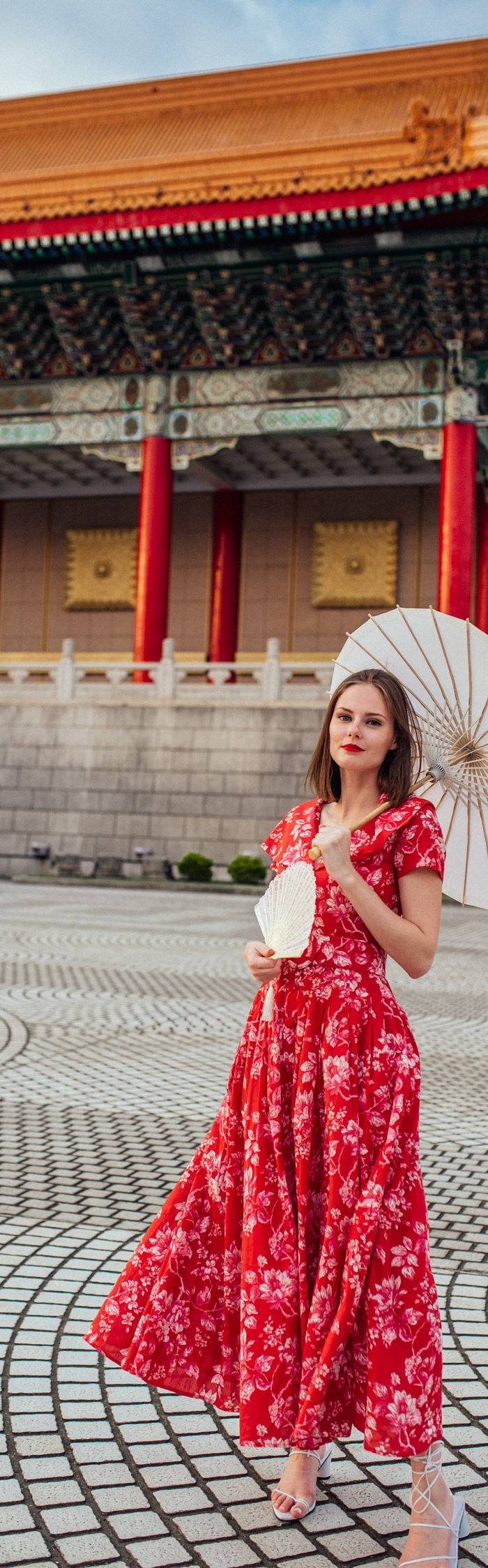 Alyssa Campanella of The A List blog visits Taipei for 24 hours wearing Gul Hurgel